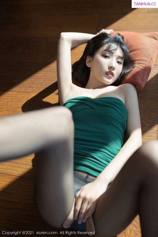 陆萱萱  [XiuRen]高清写真图 2021.03.04 No.3167 陆萱萱第33张图片